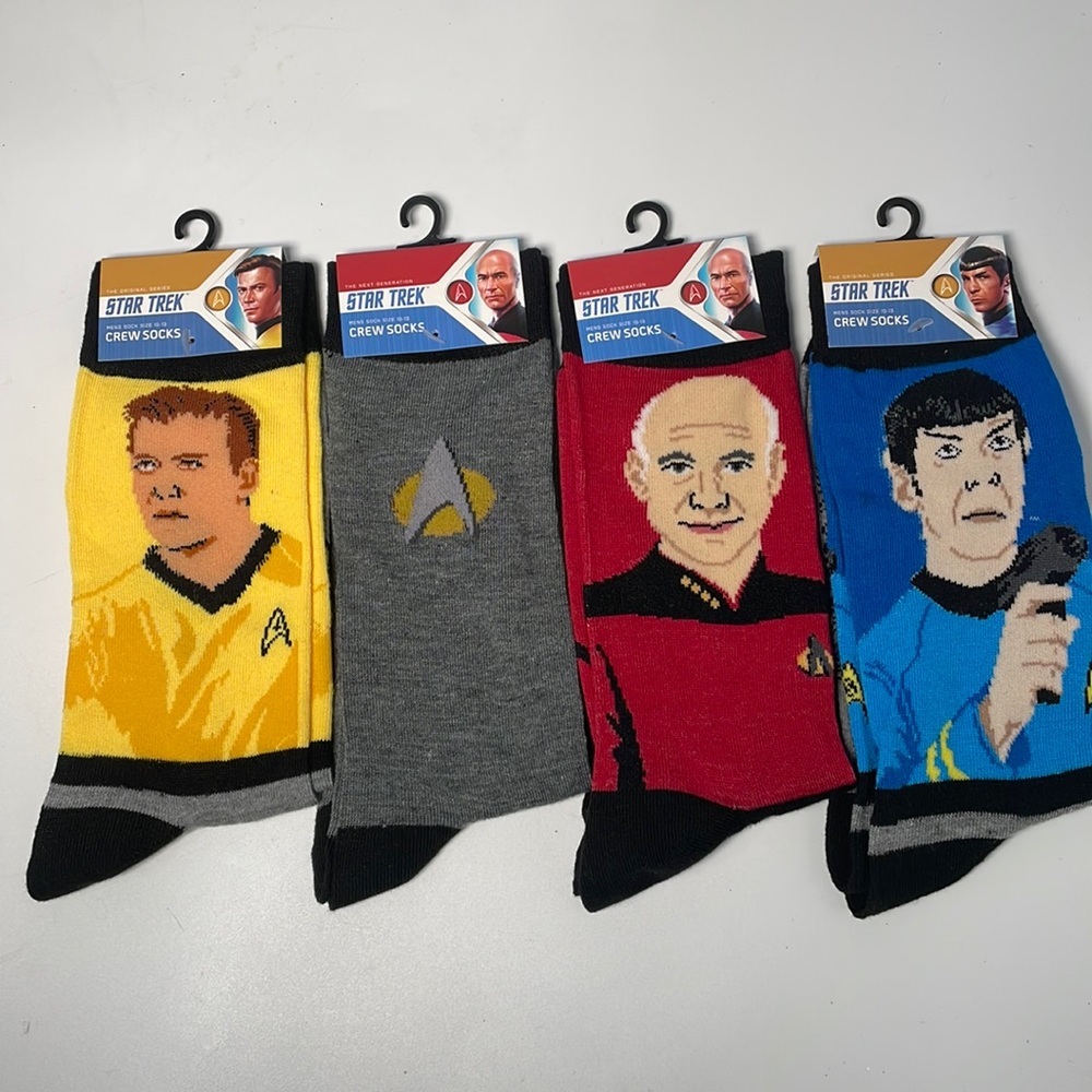 NEW- Star Trek Socks - Lot of 4!! Size 10-13